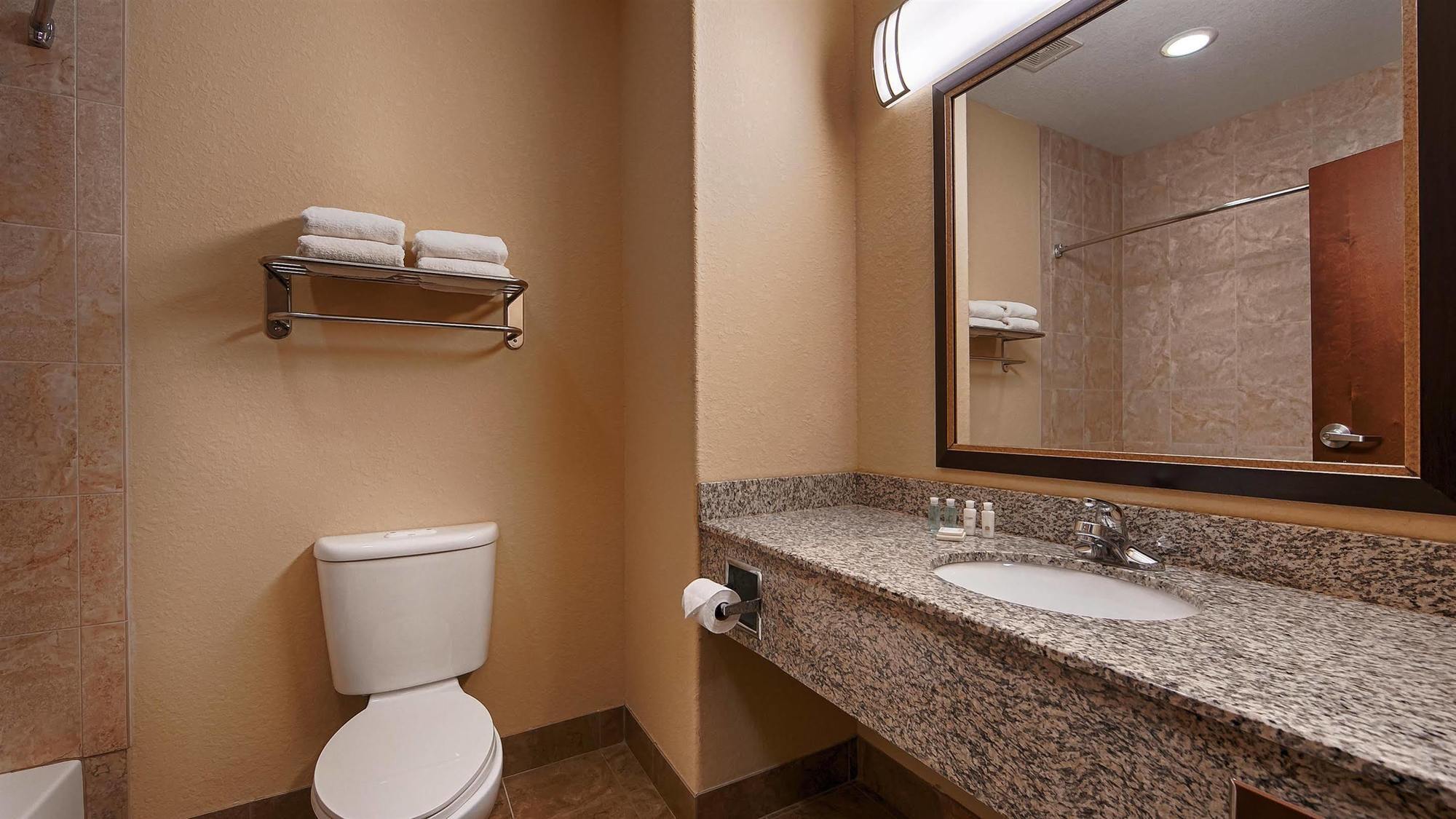 Best Western Bastrop Pines Inn Eksteriør billede